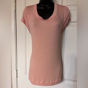 Limited womens top size XL peach